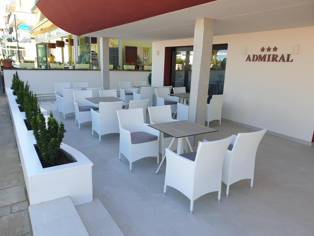Hotel Admiral Bellaria-Igea Marina Exteriör bild